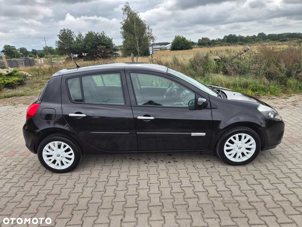 Renault Clio - 5