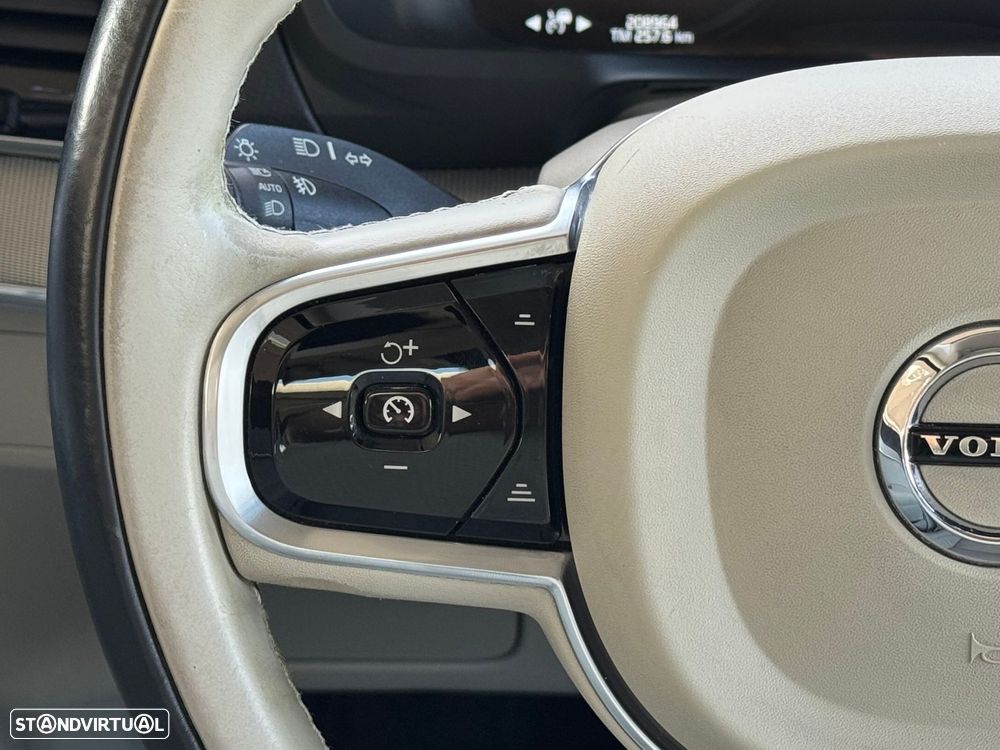 Volvo XC 90 - 10