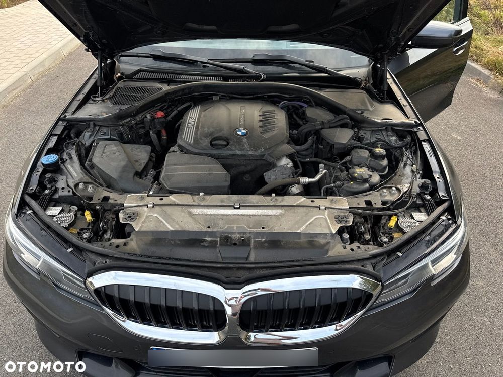 BMW Seria 3 - 33