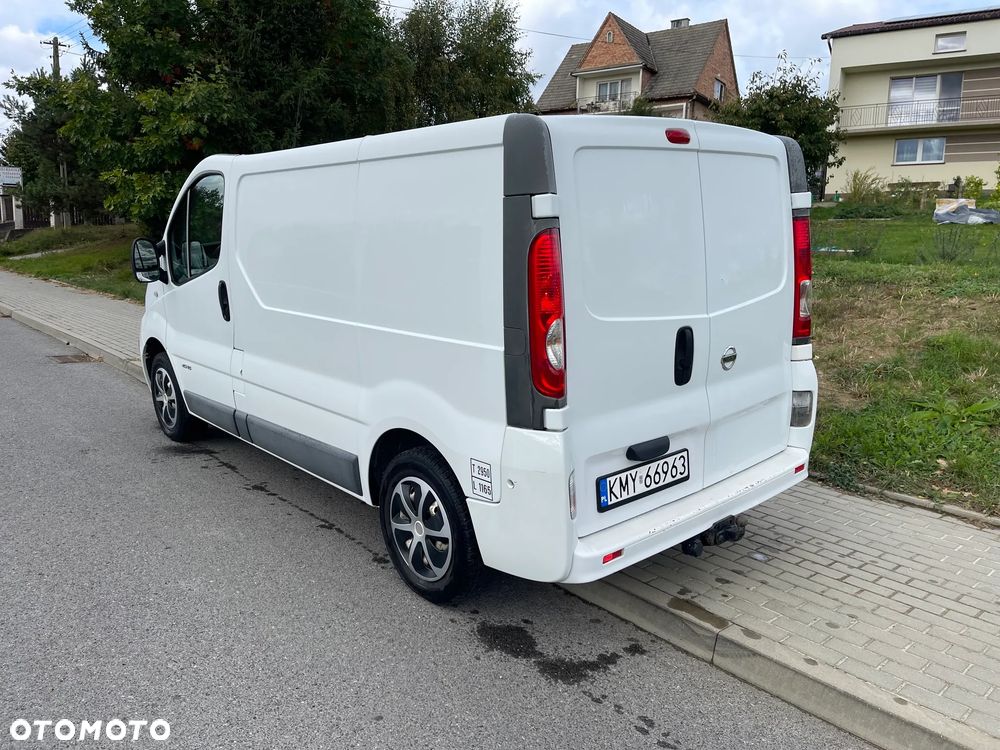Opel Vivaro - 15
