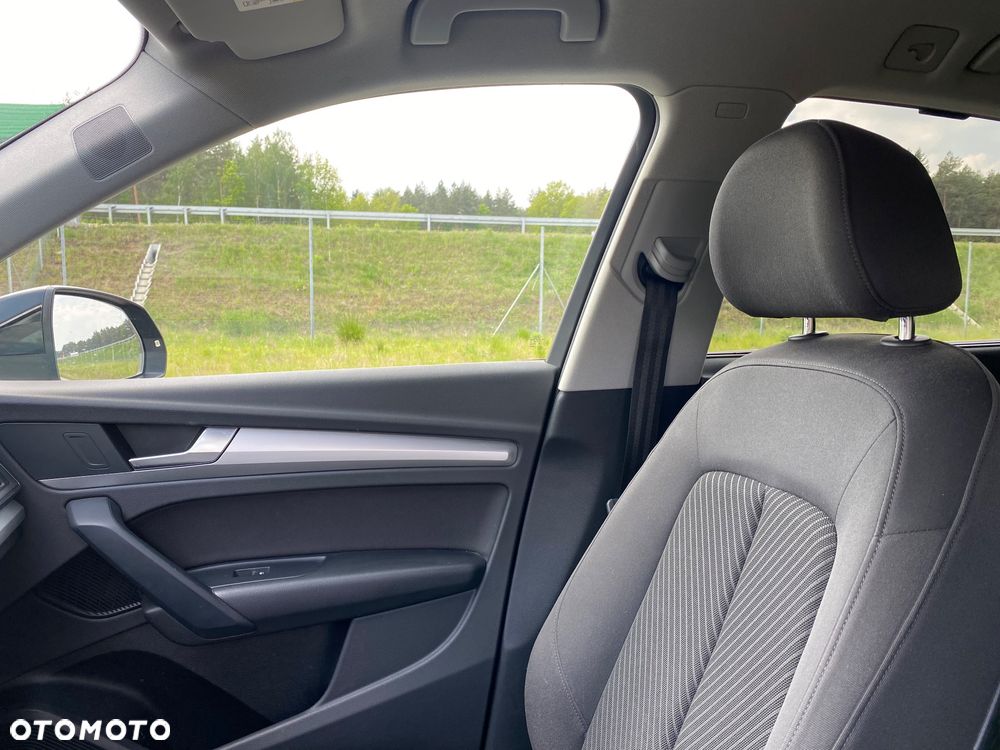Audi Q5 50 TFSIe quattro S tronic S line - 28