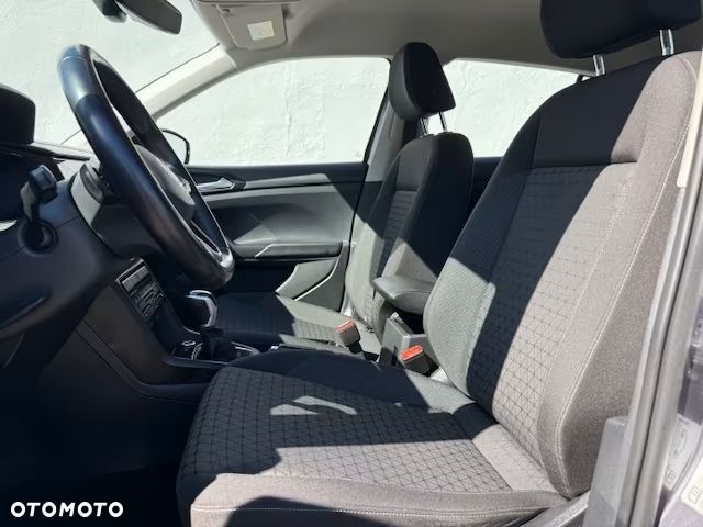Volkswagen T-Cross 1.0 TSI Active DSG - 10