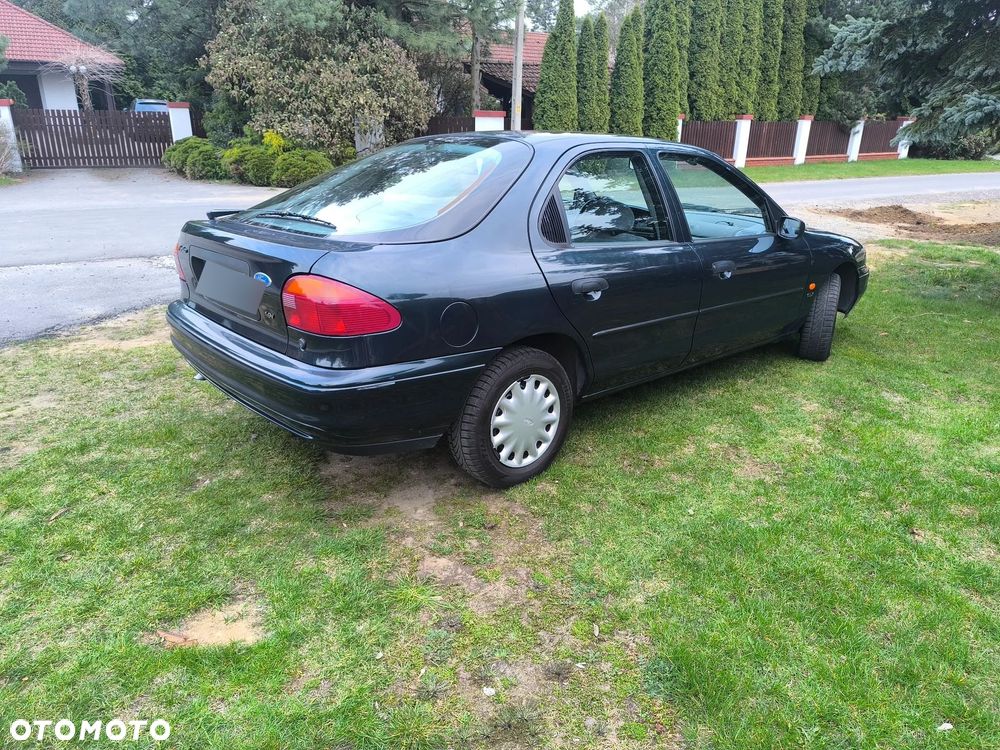 Ford Mondeo - 9