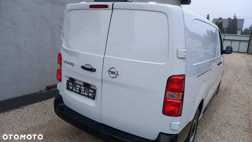 Opel Vivaro - 10