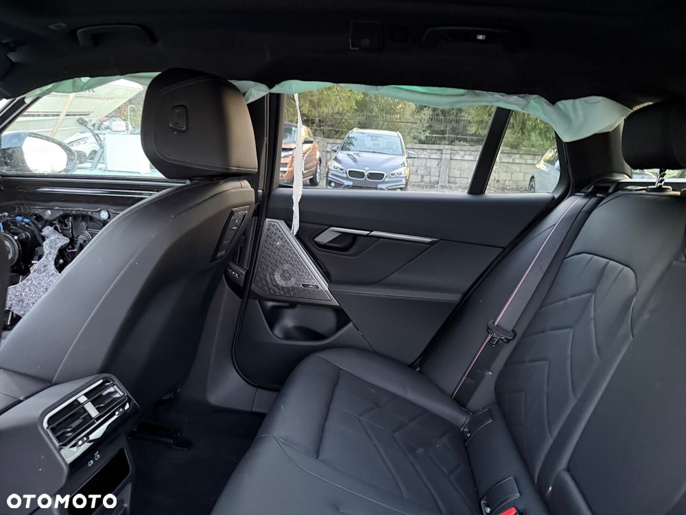 BMW i5 83.9kWh xDrive40 M Sport Edition - 18