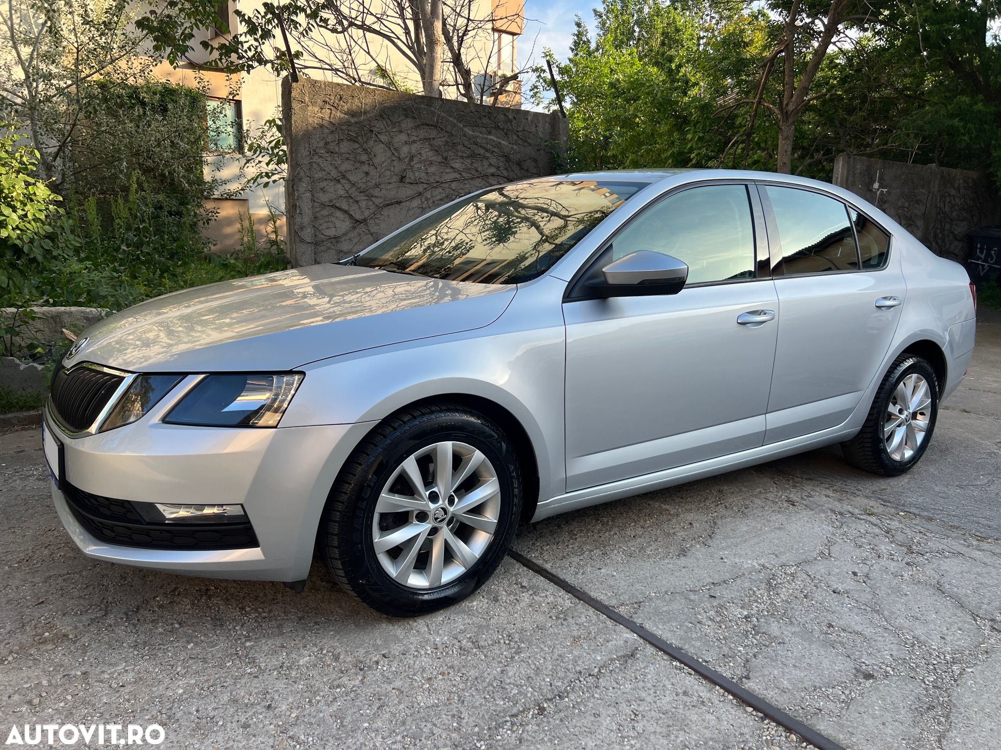 Skoda Octavia 1.6 TDI Ambition - 1