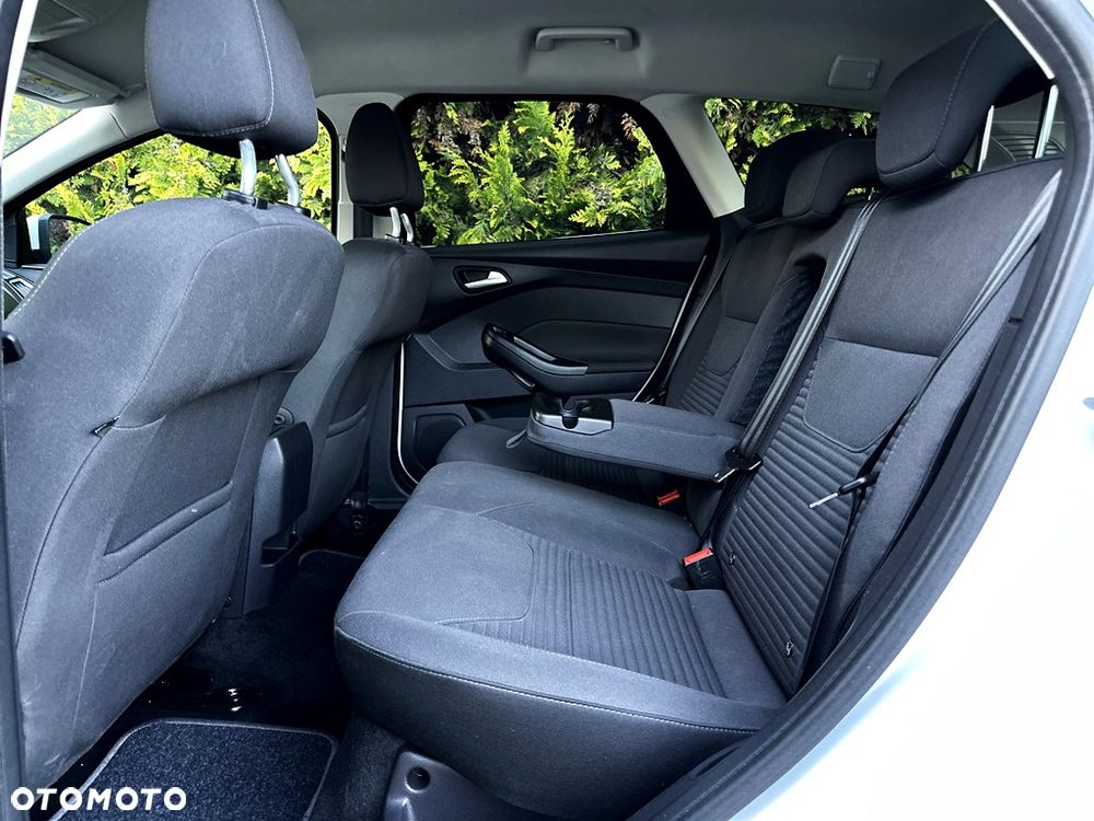 Ford Focus 1.0 EcoBoost Start-Stopp-System TITANIUM STYLE - 8