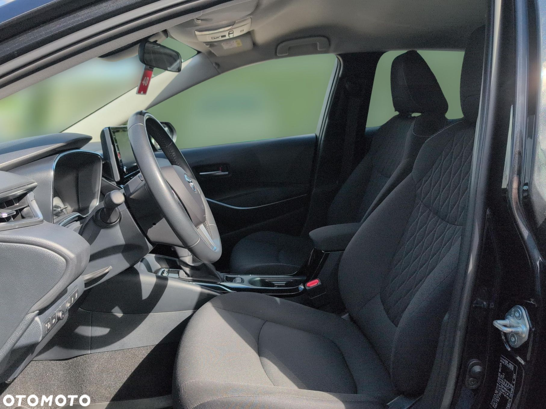 Toyota Corolla 1.8 Hybrid Comfort - 15
