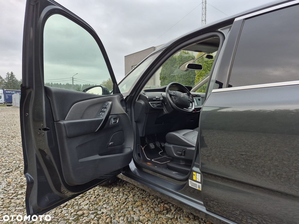 Citroën C4 Picasso 1.6 e-HDi Exclusive - 17