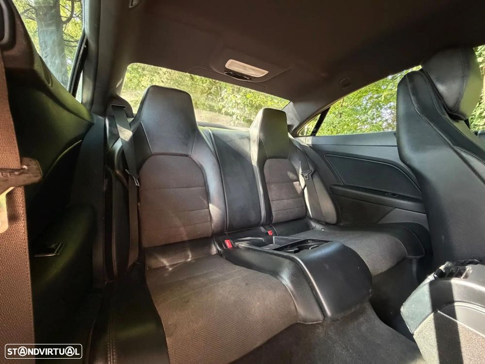 Mercedes-Benz E 220 (BlueTEC) d 9G-TRONIC - 53
