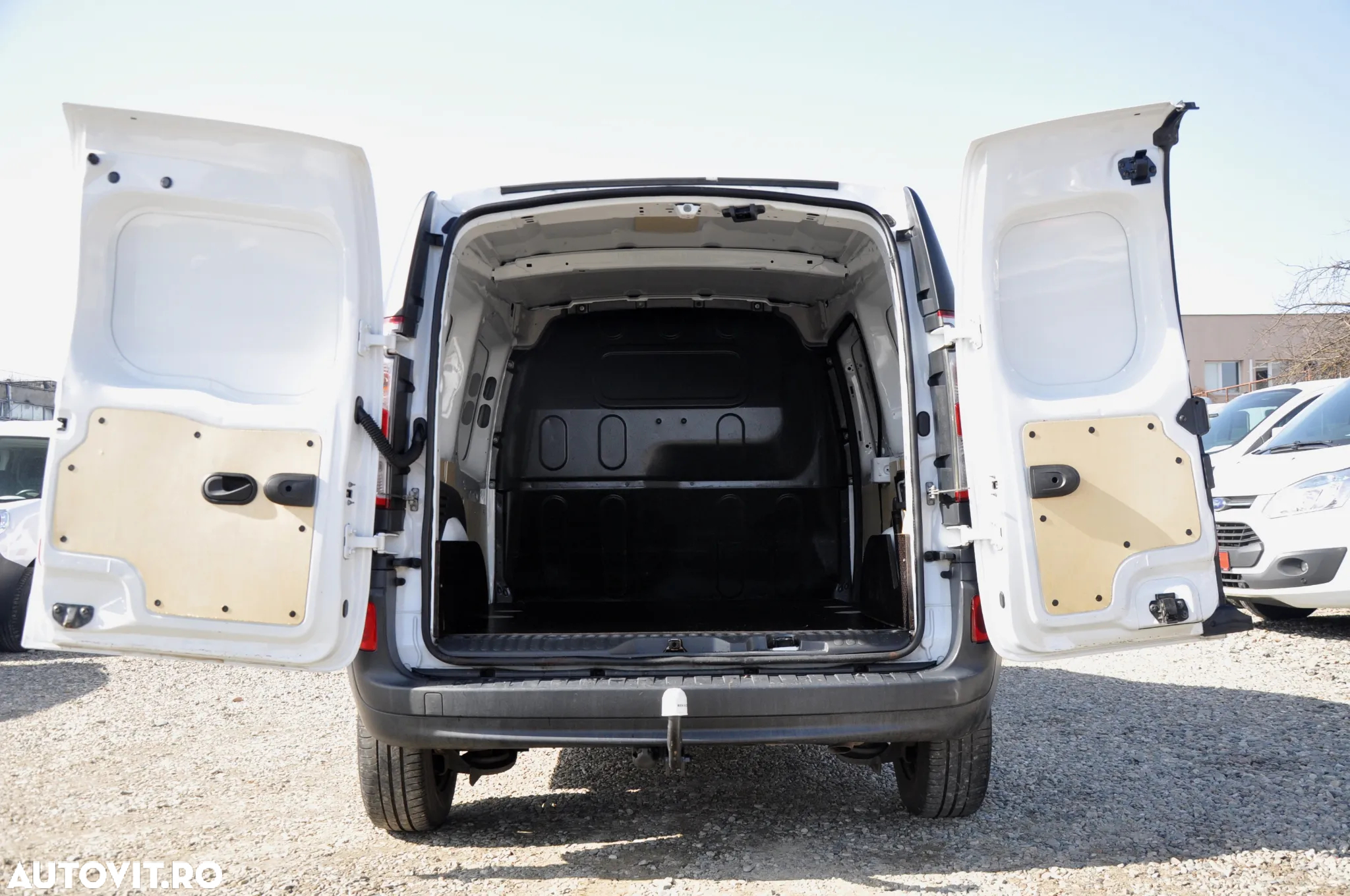 Renault Kangoo L2H1 Van - 8