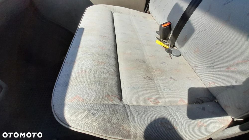 VW TRANSPORTER T4 FOTEL PRAWY PASAŻERA ŁAWKA nr. 46/5 - 2