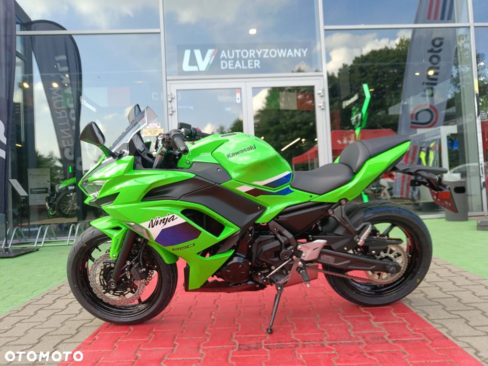 Kawasaki Ninja - 4