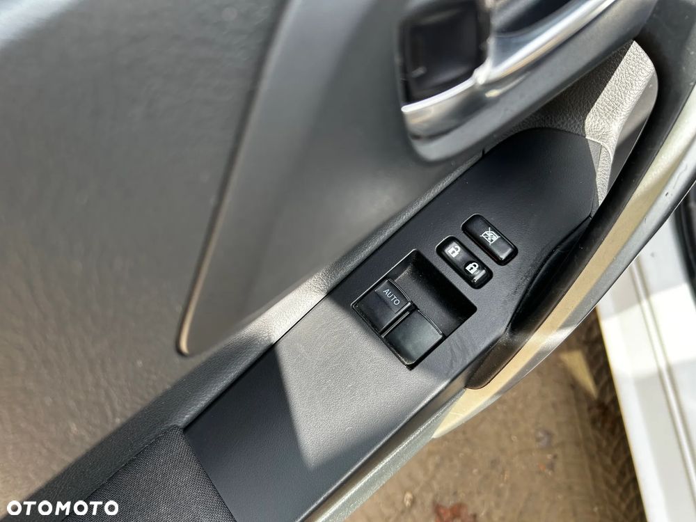 Toyota Auris 1.33 VVT-i Active - 15