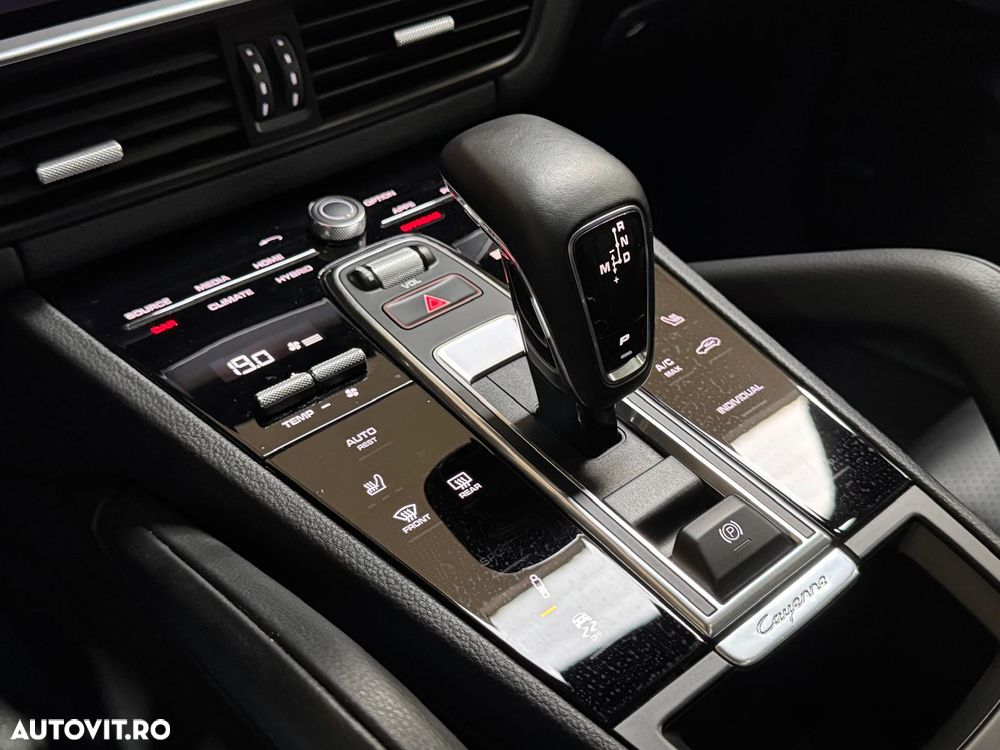Porsche Cayenne E-Hybrid Tiptronic S - 37