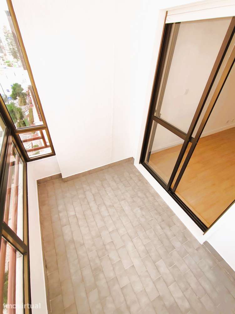 Raro no Mercado! T1 com 92m², Potencial para T2 – a 5 min da Estação - Grande imagem: 5/21