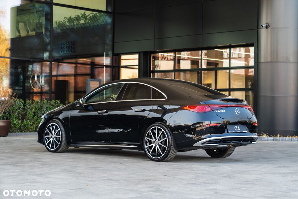 Mercedes-Benz CLA 200 mHEV 8G-DCT - 11