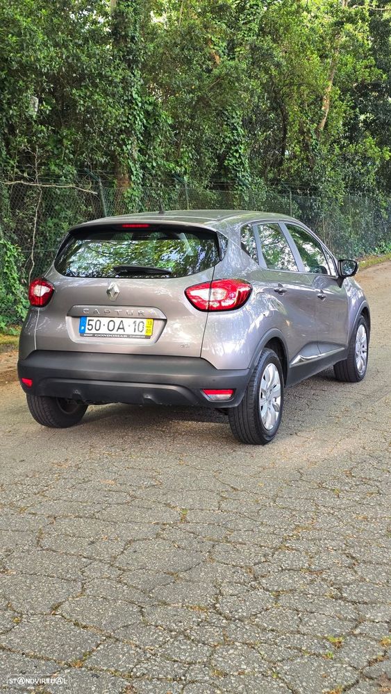 Renault Captur 1.5 dCi Exclusive - 4