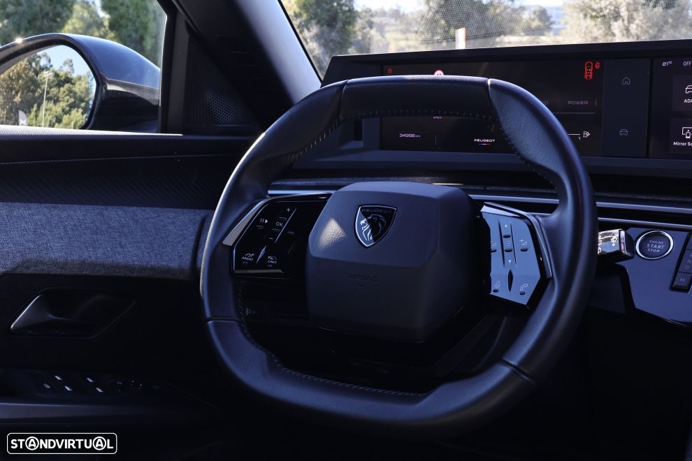 Peugeot 5008 1.2 Hybrid Allure e-DCS6 - 11