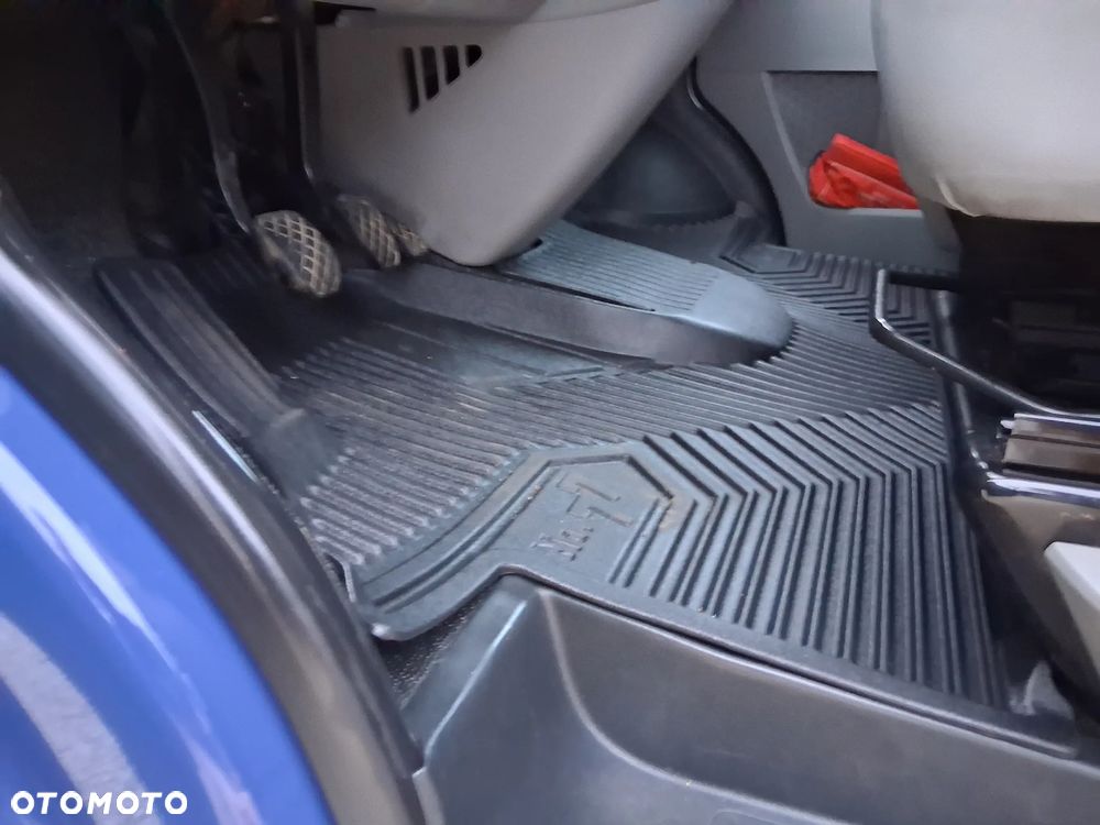 Volkswagen T5 Transporter - 19