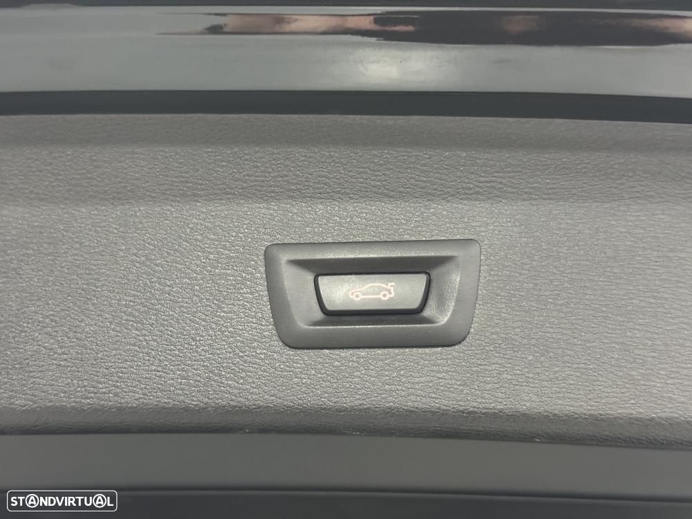 BMW X1 16 d sDrive Advantage - 53
