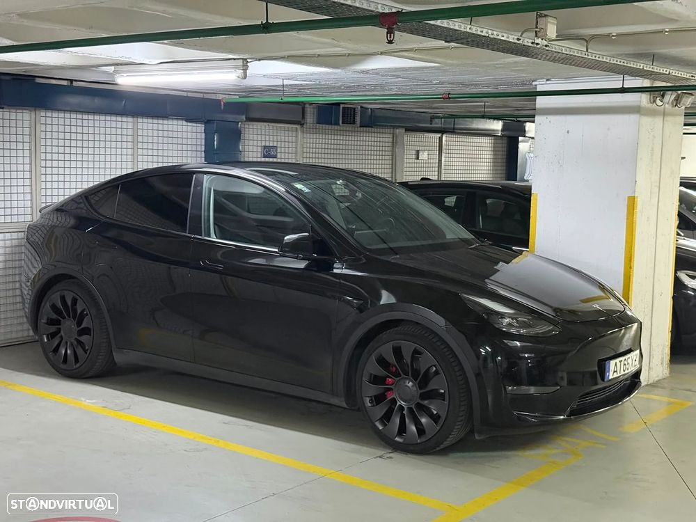 Tesla Model Y Performance Tração Integral - 11