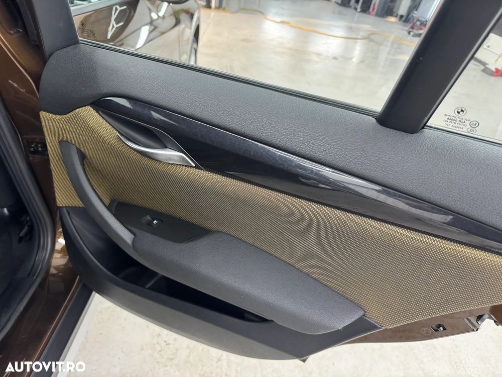 BMW X1 sDrive20d - 19