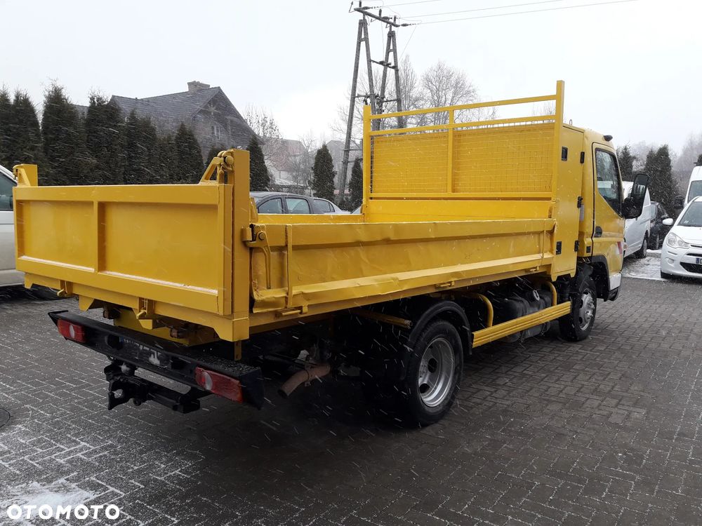 Mitsubishi Canter - 5