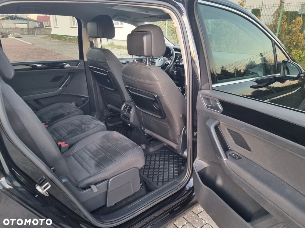 Volkswagen Touran 2.0 TDI SCR Highline - 36