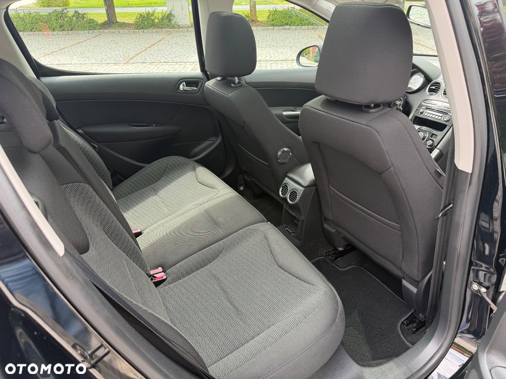 Peugeot 308 155 THP Allure - 11