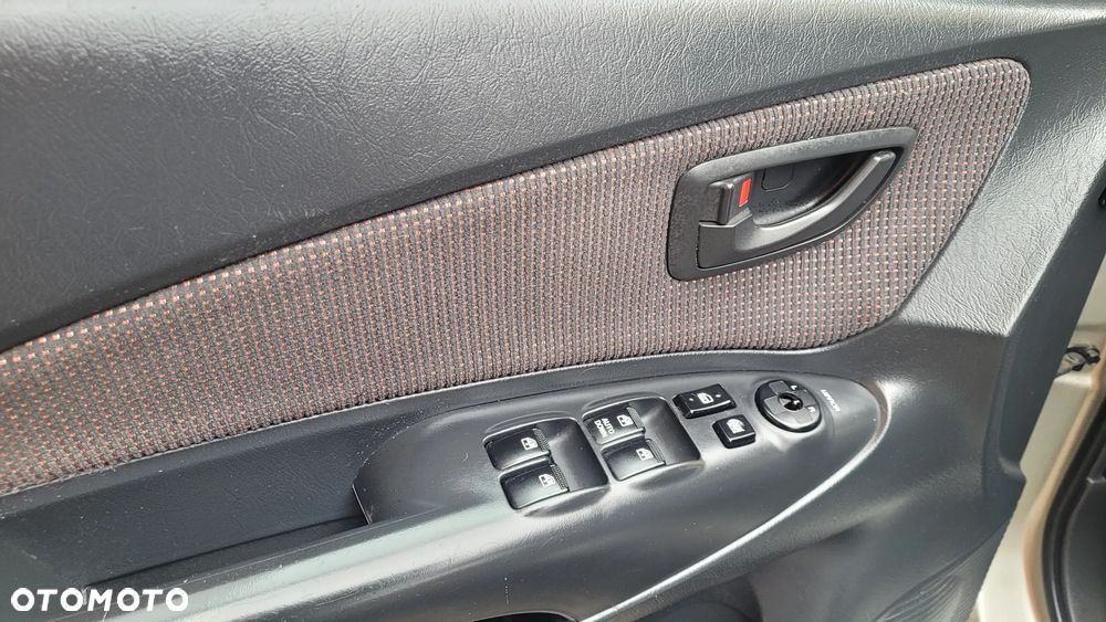 Hyundai Tucson 2.0 Comfort 2WD - 16