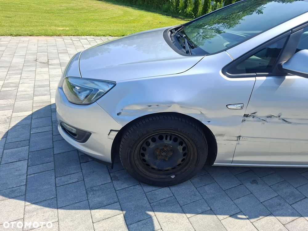 Opel Astra 1.4 T Essentia - 9