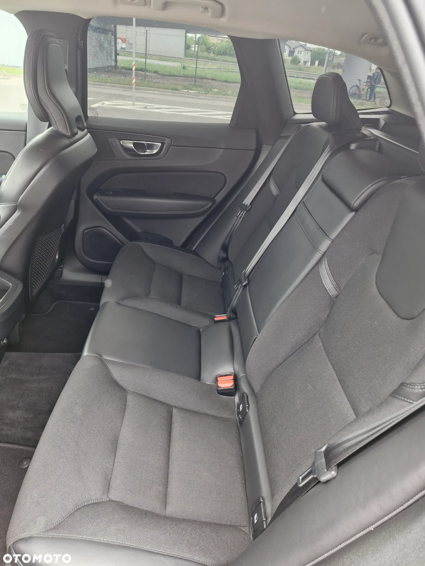 Volvo XC 60 D4 Momentum - 12