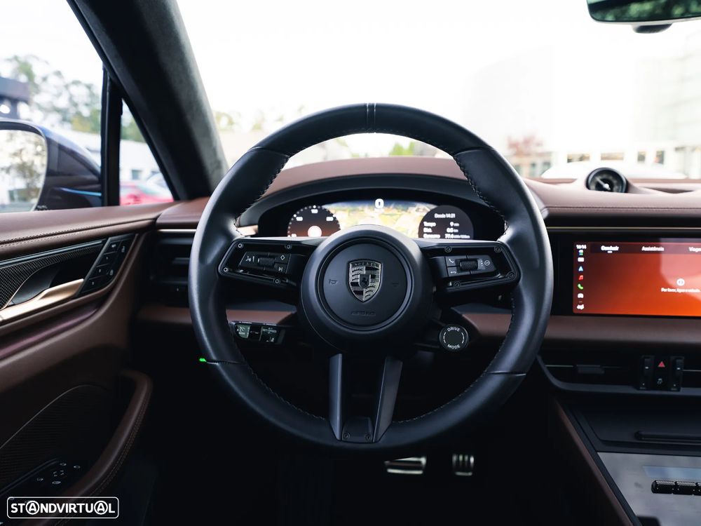 Porsche Macan Electric Turbo - 22