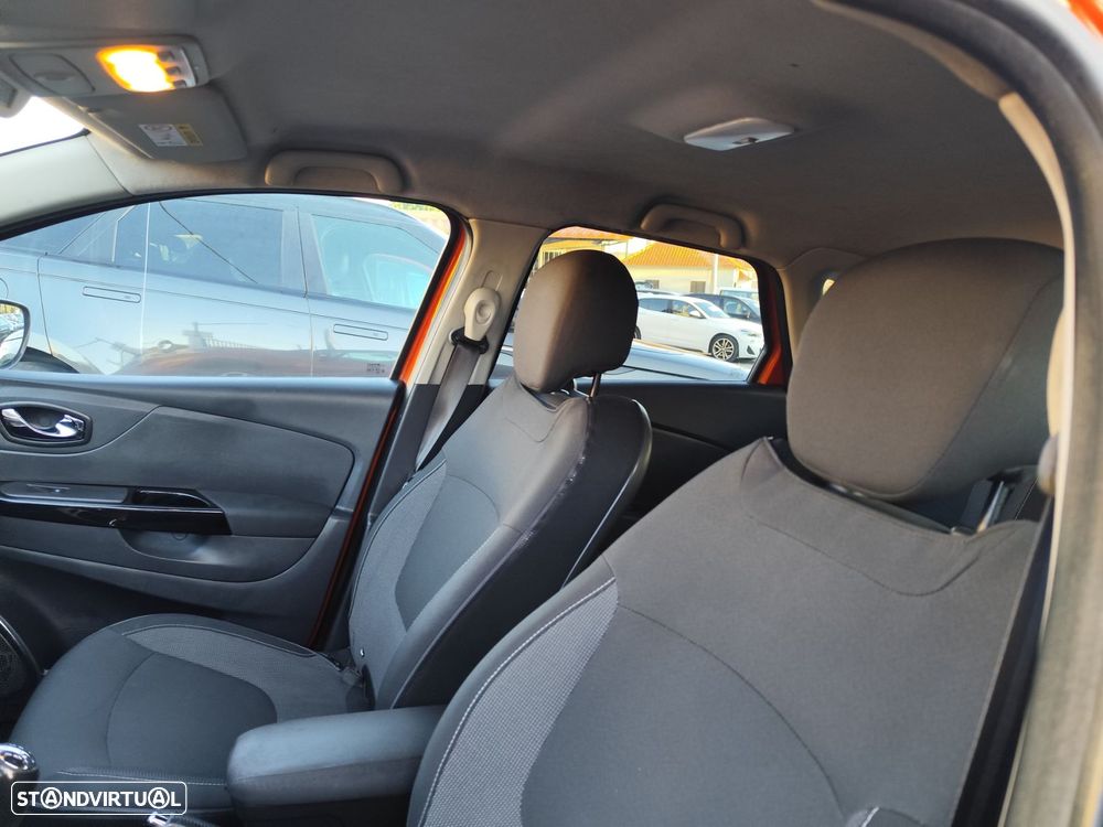 Renault Captur 0.9 TCE Exclusive - 29