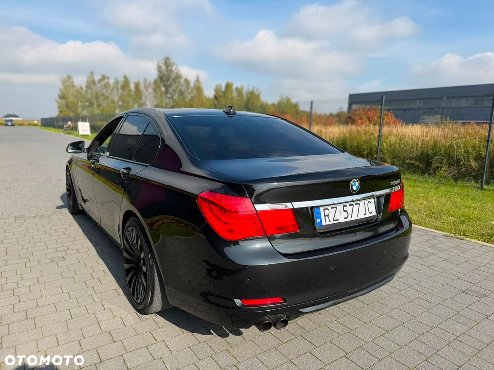 BMW Seria 7 - 39