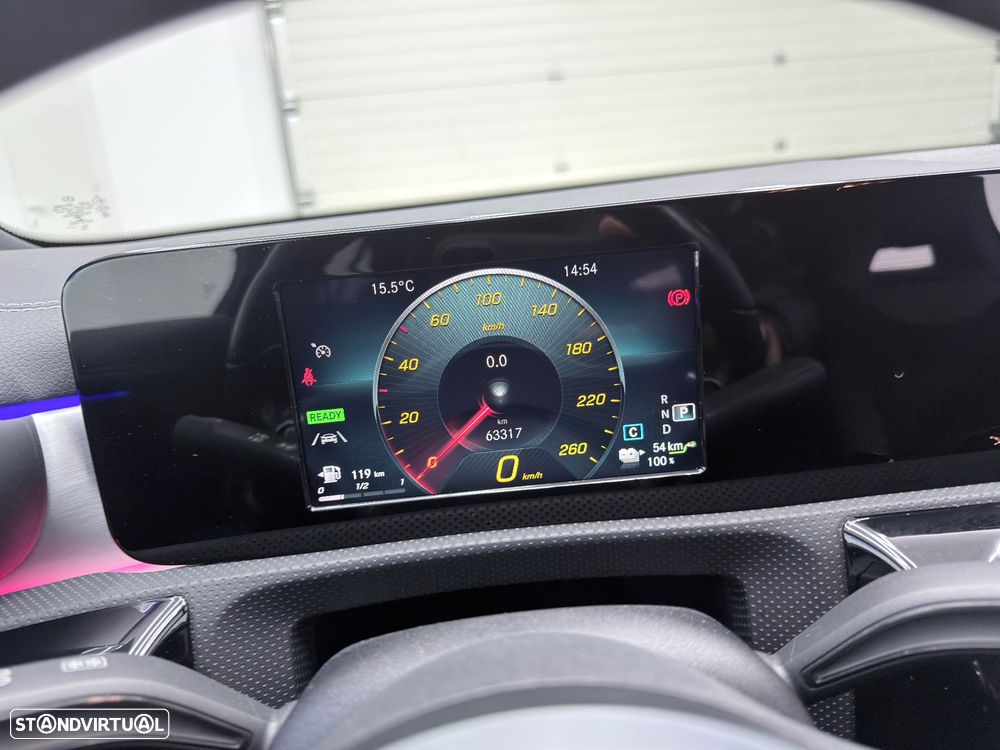 Mercedes-Benz A 250 e 8G-DCT Edition AMG Line - 28