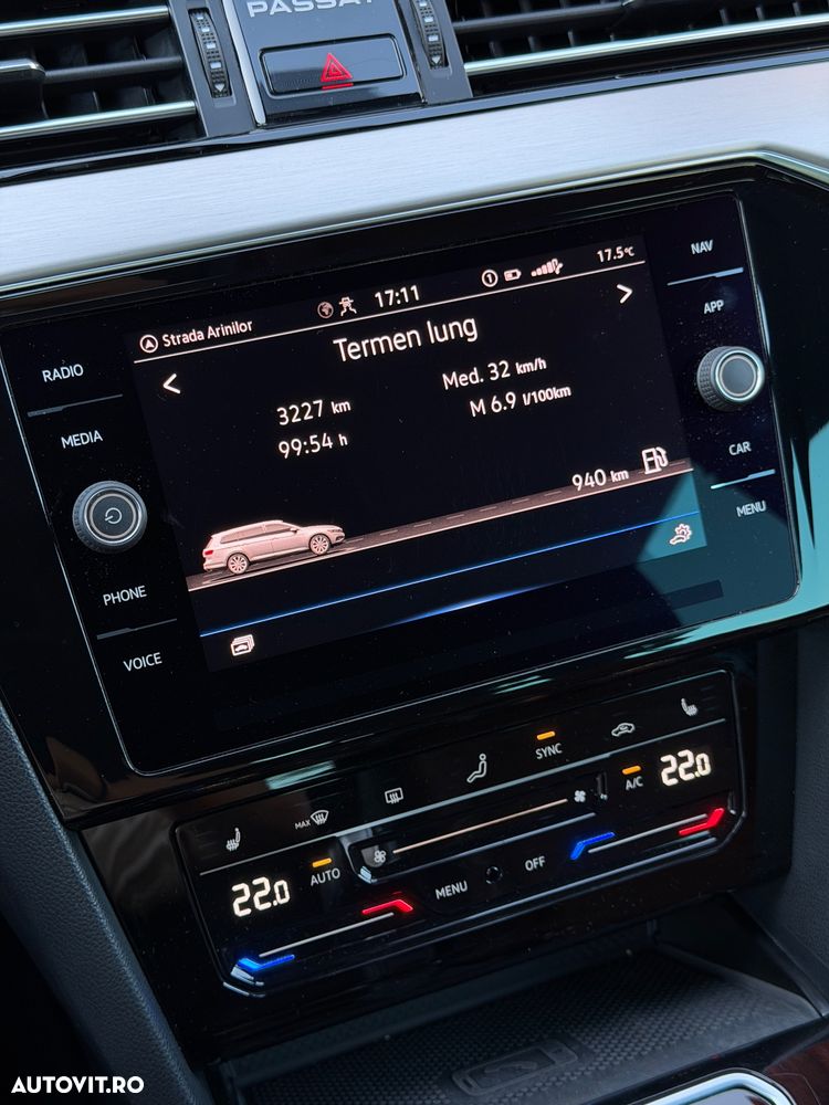 Volkswagen Passat 2.0 TDI SCR DSG Elegance - 24