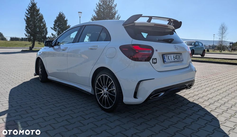 Mercedes-Benz Klasa A 180 AMG Line - 24