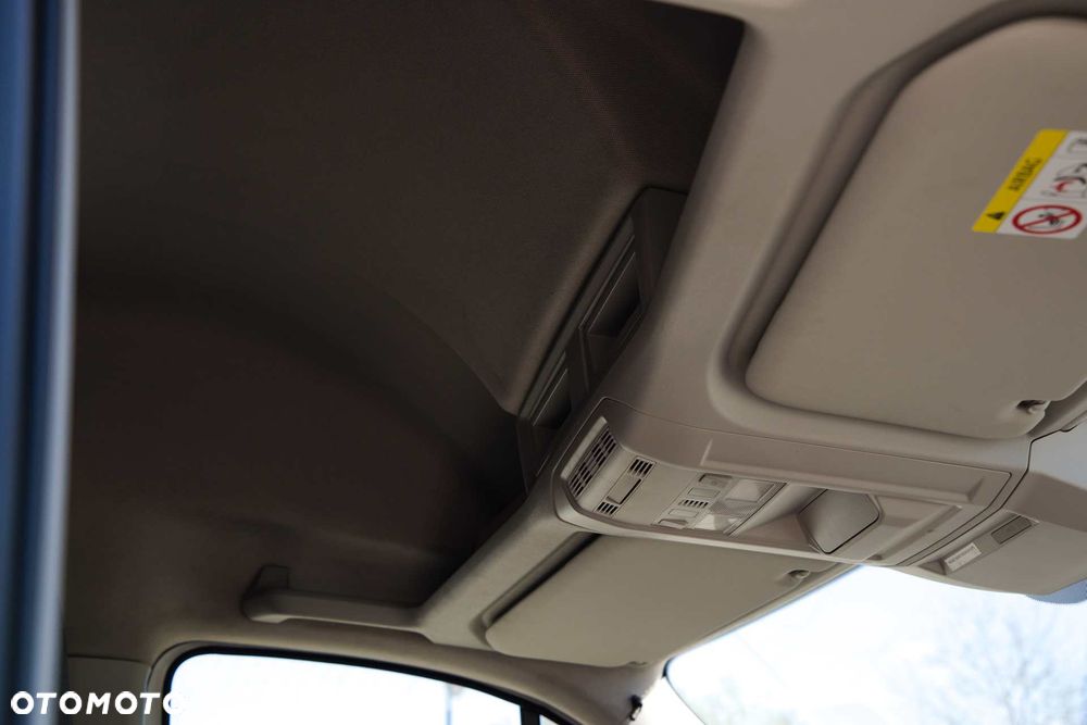 Volkswagen Crafter L3H3 - 40