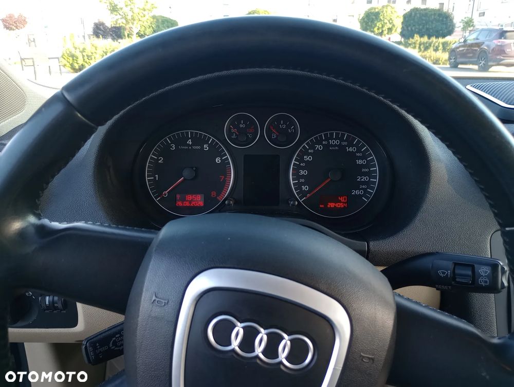 Audi A3 Sportback 2.0 FSI Ambiente - 7