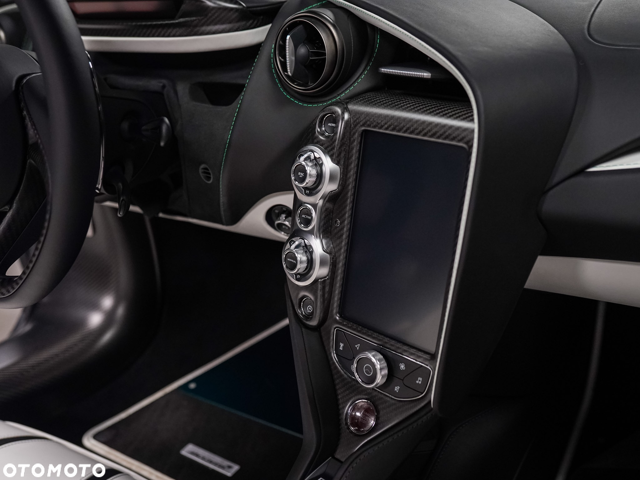 McLaren 720S Spider - 24