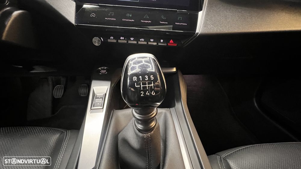 Peugeot 308 1.2 PureTech GT Line - 42