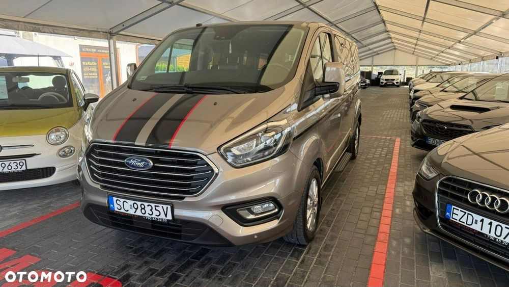 Ford Tourneo Custom - 5