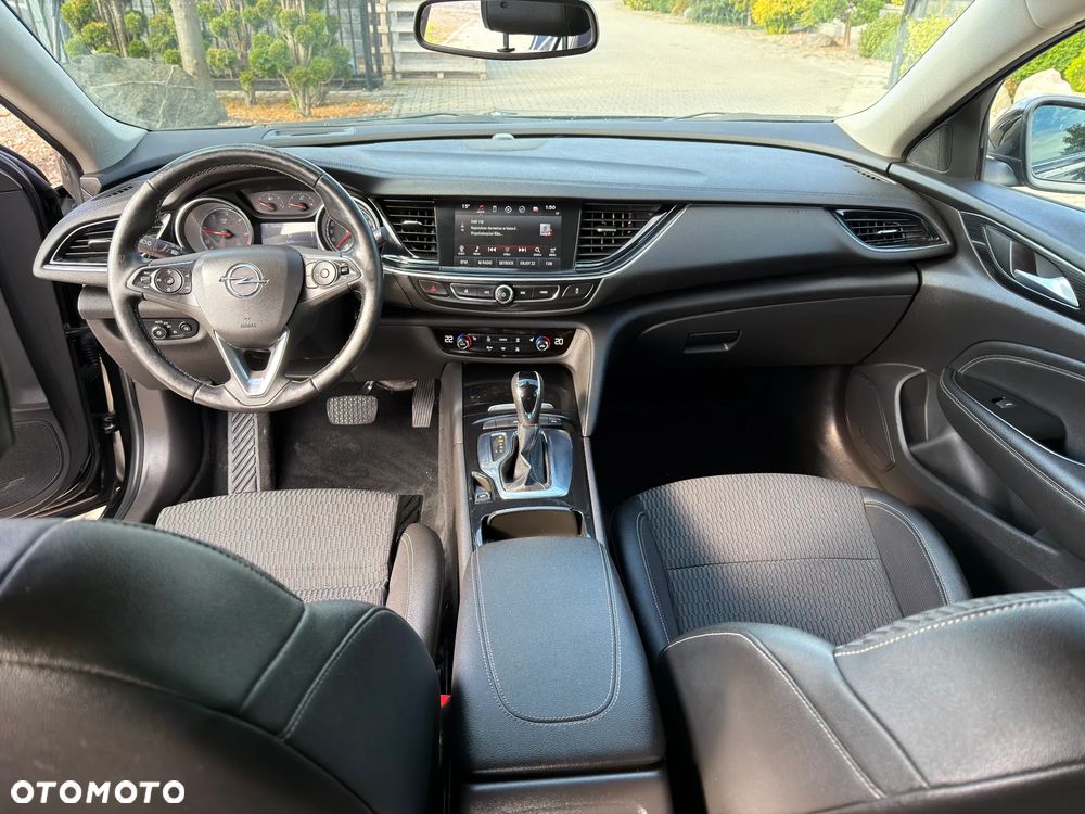 Opel Insignia - 18