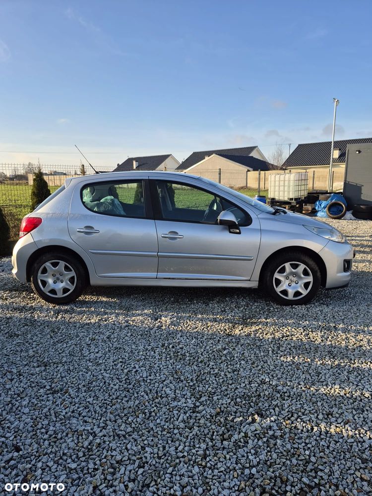 Peugeot 207 1.6 HDi - 4