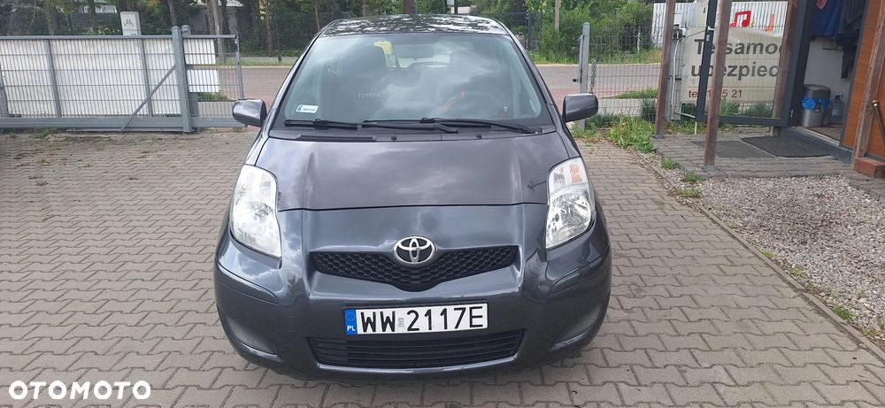 Toyota Yaris 1.0 Luna EU5 - 2