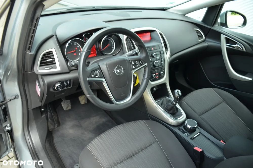 Opel Astra - 20