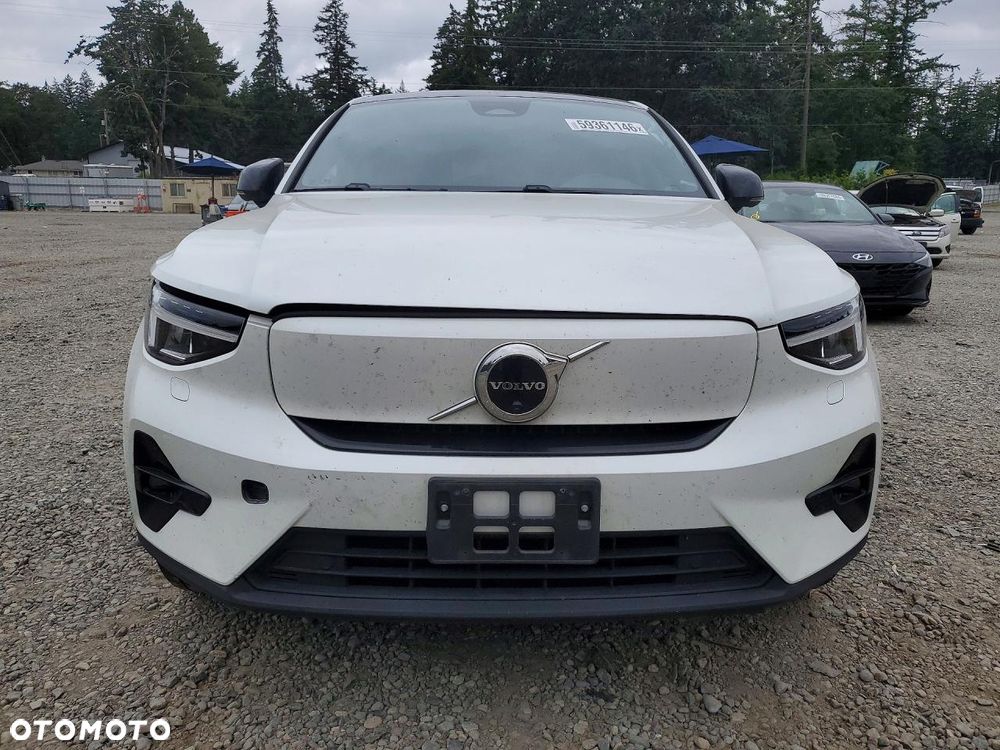 Volvo C40 Recharge Twin Motor Plus - 6