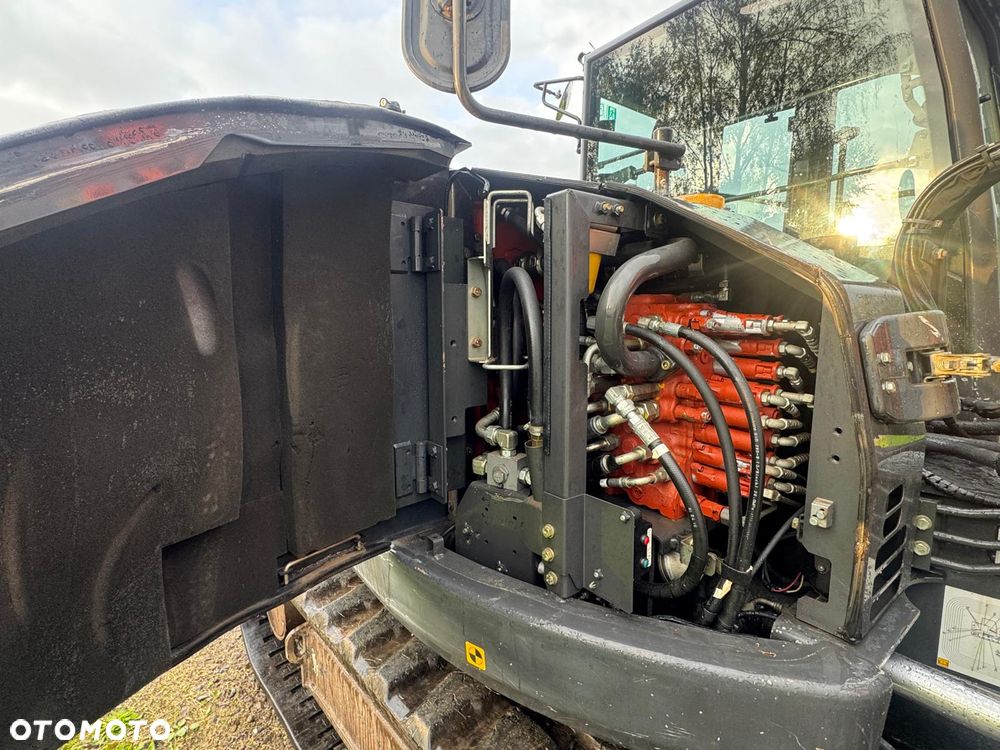 Hitachi ZX85-5 - 5